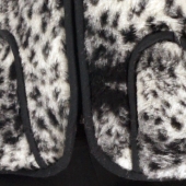 Женский жилет (меринос леопард чёрный)